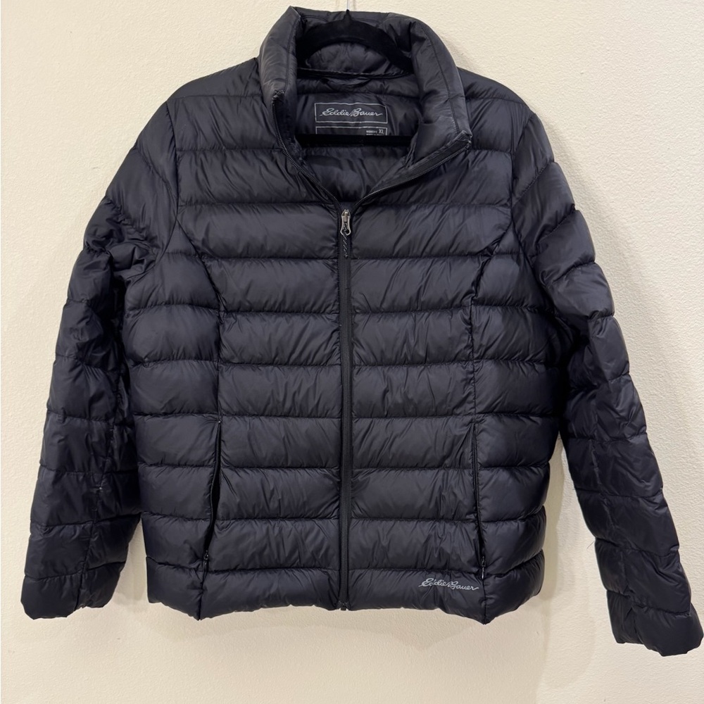 Eddie Bauer women’s Cirrus Light Down jacket